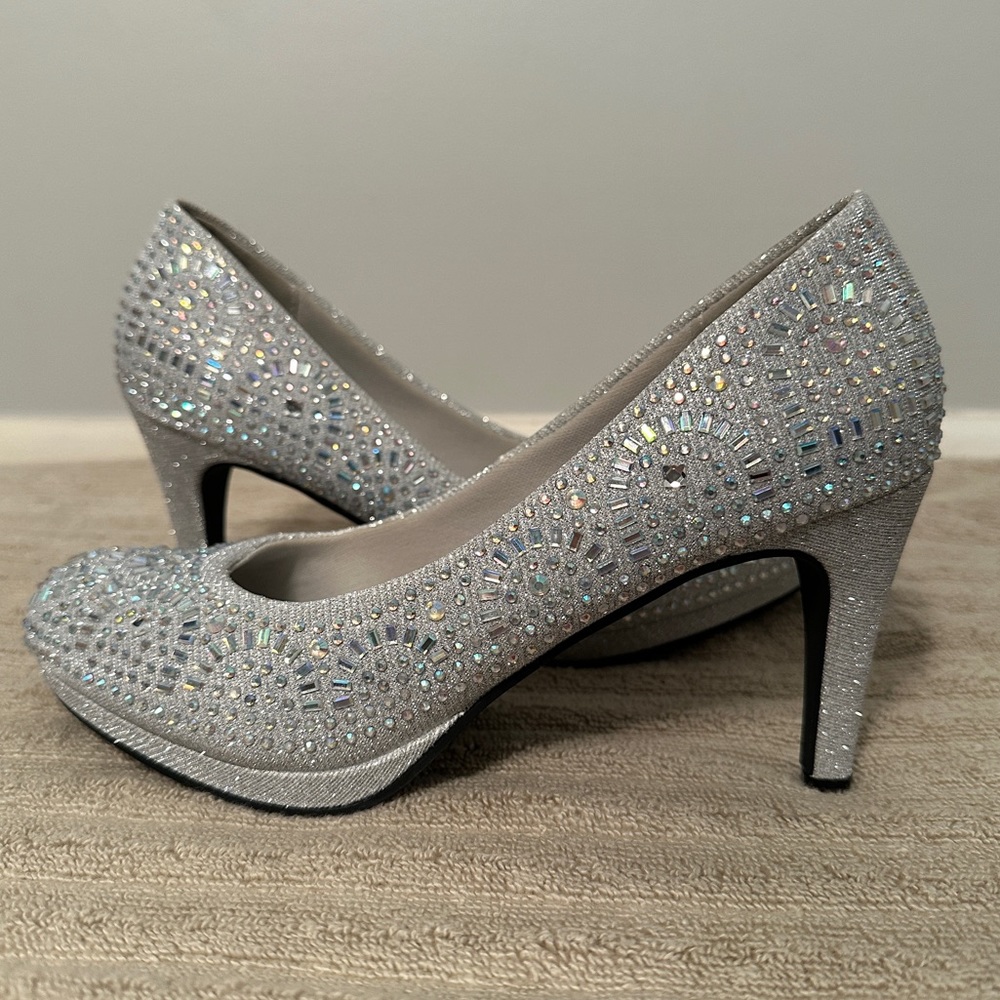 Sliver Slipper High heels size 9